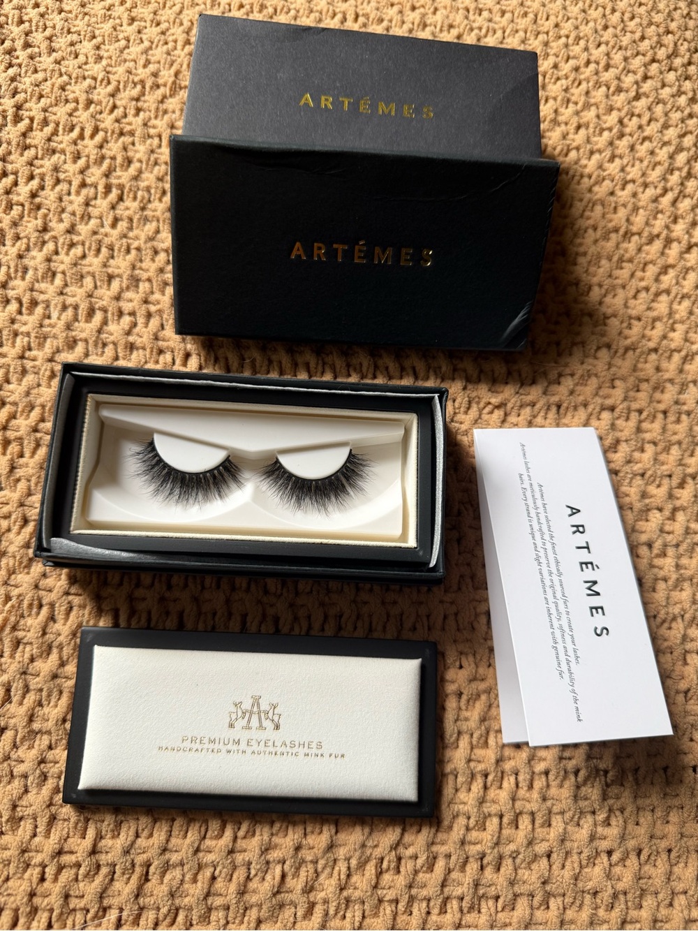 Artémes Premium Black Mink Lashes - Dramatic Volume